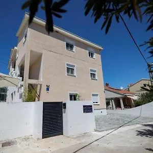  Apartment Anabella I